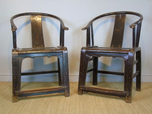 Good Pair of 19th Century Chinese Elm Horseshoe Armchairs