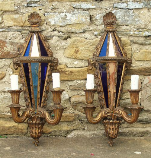 Attractive Pair of Venetian Giltwood Wall Lights