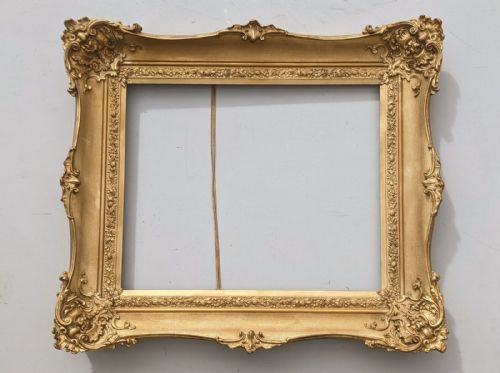 Superb Large 19th Century Gilt Swept Frame No 17