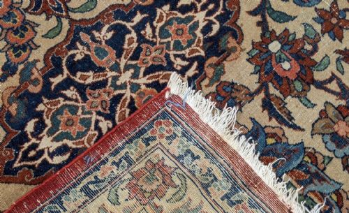 ANTIQUE ISFAHAN CARPET - ADDITIONAL PHOTO 8