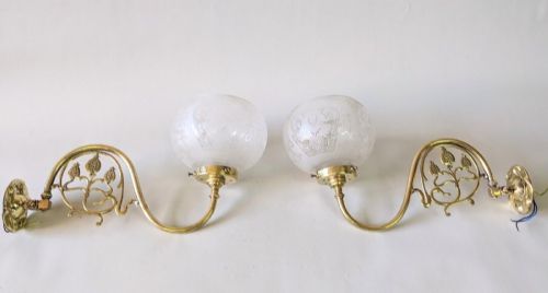 Good Pair of Art Nouveau Brass Wall Lights