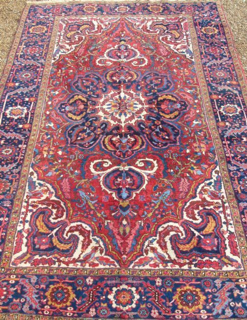 Good Antique Heriz Carpet 350 x 244