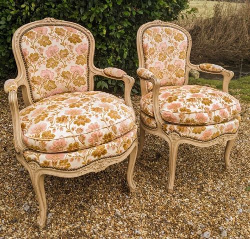 Good Pair of French Fauteil Armchairs 