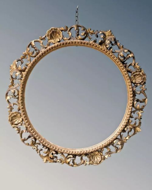 Superb Circular Hand Carved Florentine Water Gilded Frame No 28