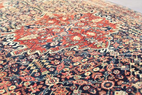 ANTIQUE FERAGHAN CARPET - ADDITIONAL PHOTO 3