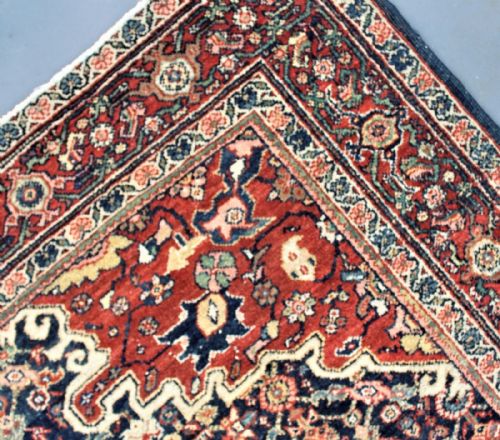ANTIQUE FERAGHAN CARPET - ADDITIONAL PHOTO 5