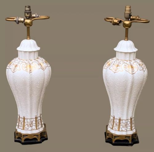BEAUTIFUL LARGE PAIR OF PARIS PORCELAIN TABLE LAMPS QIANLONG STYLE