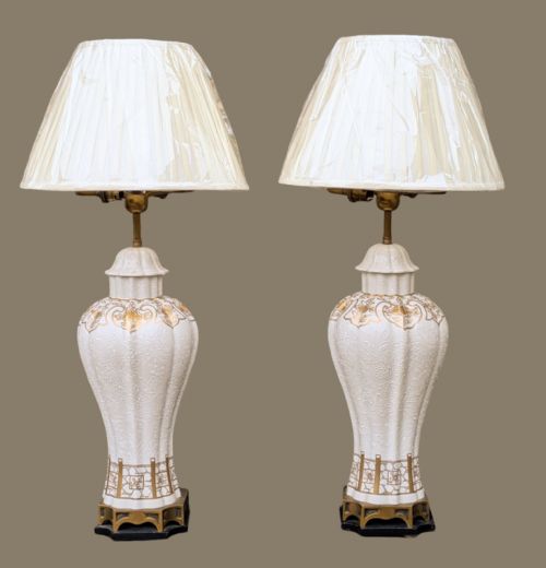 BEAUTIFUL LARGE PAIR OF PARIS PORCELAIN TABLE LAMPS QIANLONG STYLE - ADDITIONAL PHOTO 1