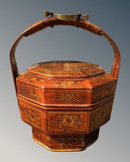 Chinese Rabbit Lacquer Picnic Box 