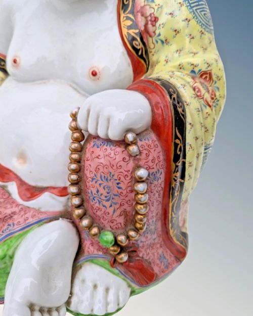 GOOD LARGE CHINESE PORCELAIN LAUGHING BUDDHA - ADDITIONAL PHOTO 4