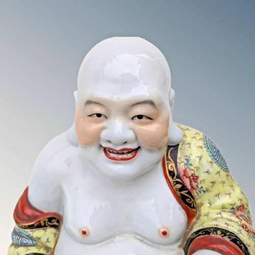 GOOD LARGE CHINESE PORCELAIN LAUGHING BUDDHA - ADDITIONAL PHOTO 6