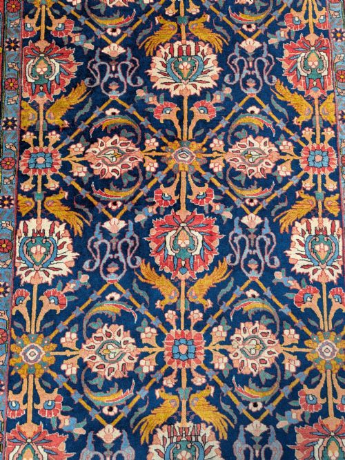 GOOD ANTIQUE VERAMIN CARPET - ADDITIONAL PHOTO 4