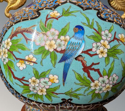 CHINESE CHAMPLEVE CLOISONNE DOUBLE GOURD VASE ON STAND - ADDITIONAL PHOTO 4