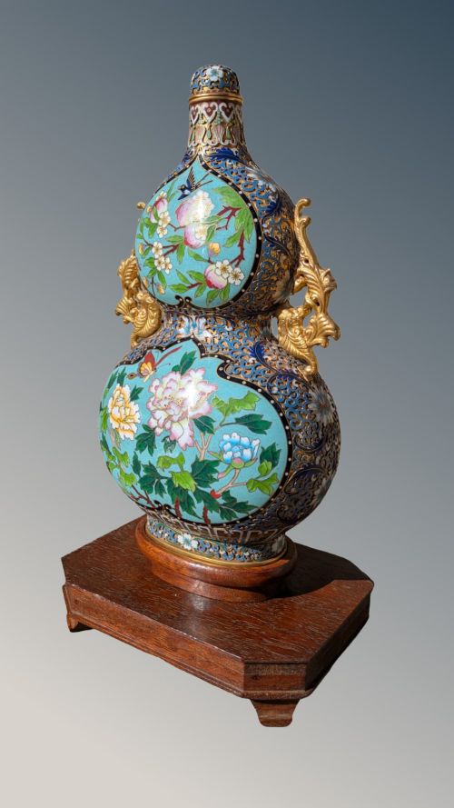 CHINESE CHAMPLEVE CLOISONNE DOUBLE GOURD VASE ON STAND - ADDITIONAL PHOTO 7