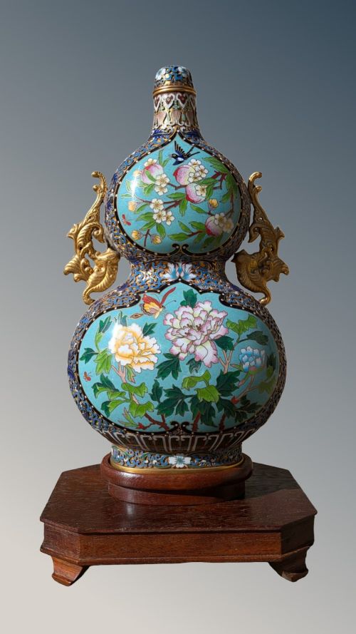 CHINESE CHAMPLEVE CLOISONNE DOUBLE GOURD VASE ON STAND - ADDITIONAL PHOTO 8