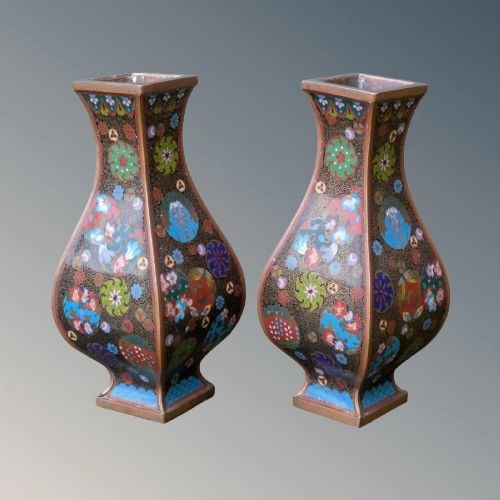 GOOD QUALITY PAIR OF CHINESE CLOISONNE VASES QING PERIOD