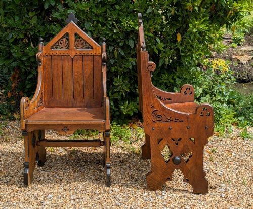 GOOD PAIR GOTHIC OAK CHAIRS IN PUGIN STYLE - ADDITIONAL PHOTO 4