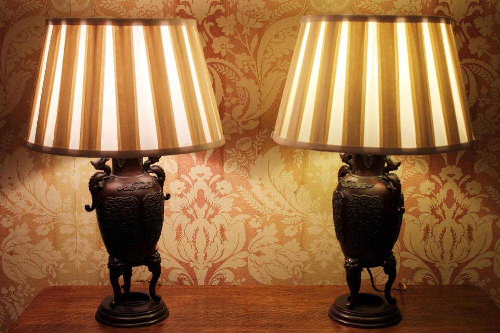 Imposing Pair of 20th Century Bronze Japanese Table Lamps