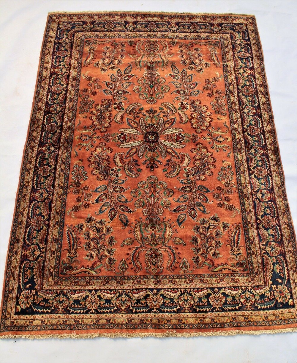 Fine Antique Saroukh Carpet