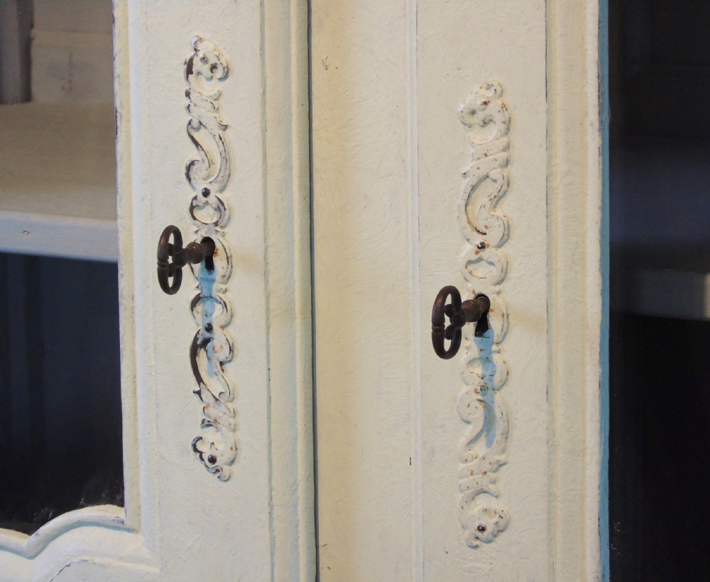 Large French Painted Triple Door Wardrobe View IV