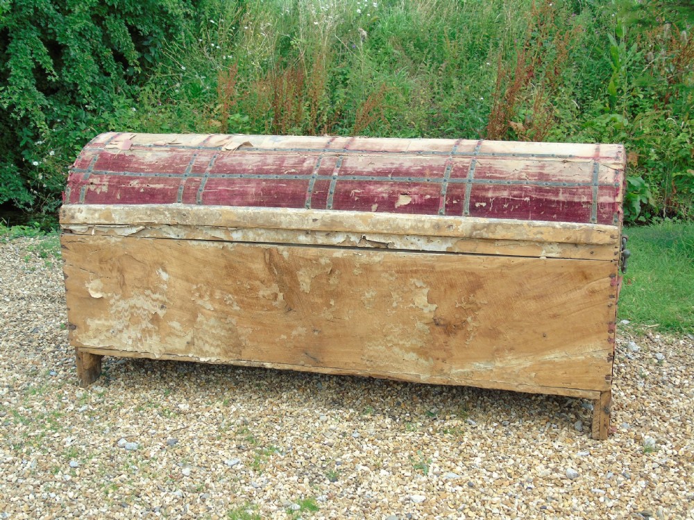 Decorative 17th Century Italian Dome Top Chest View VII