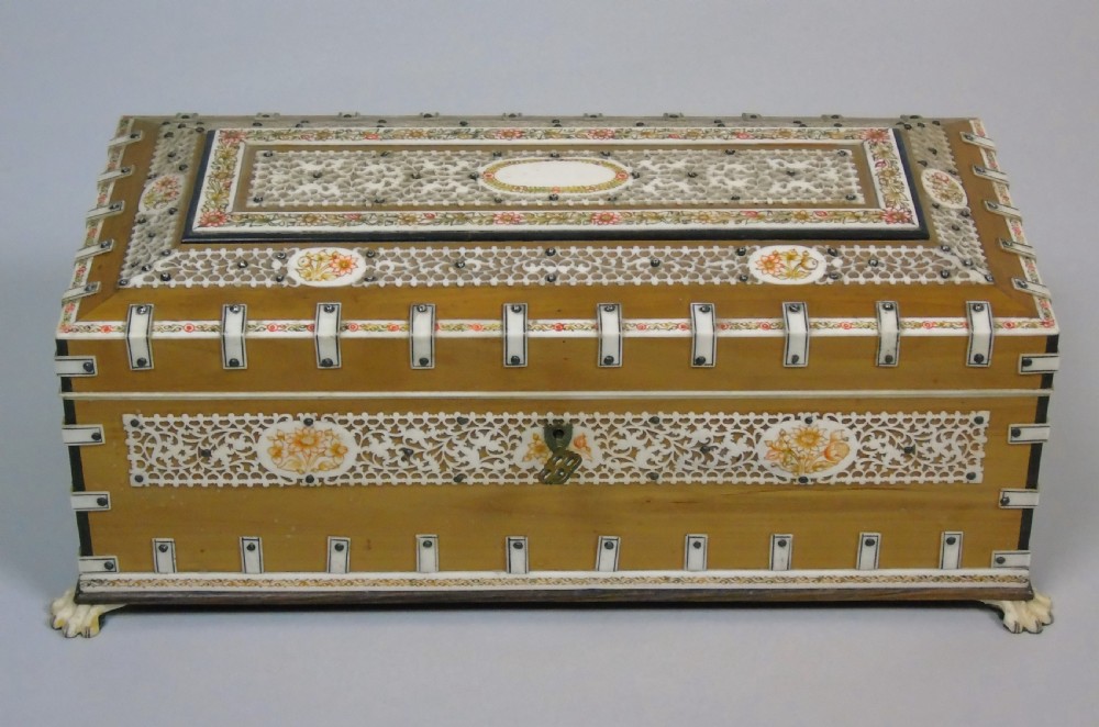 Super Quality Antique Indian Sandalwood Box View X