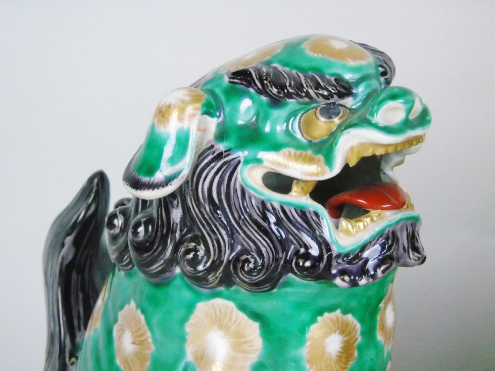 Superb Pair of 19th Century Japanese Porcelain Dogs of Fo Temple Guardians View VII