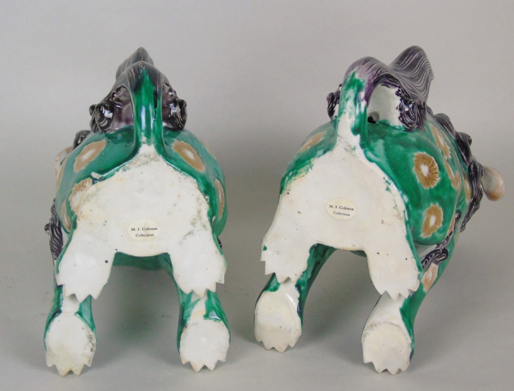 Superb Pair of 19th Century Japanese Porcelain Dogs of Fo Temple Guardians View XII