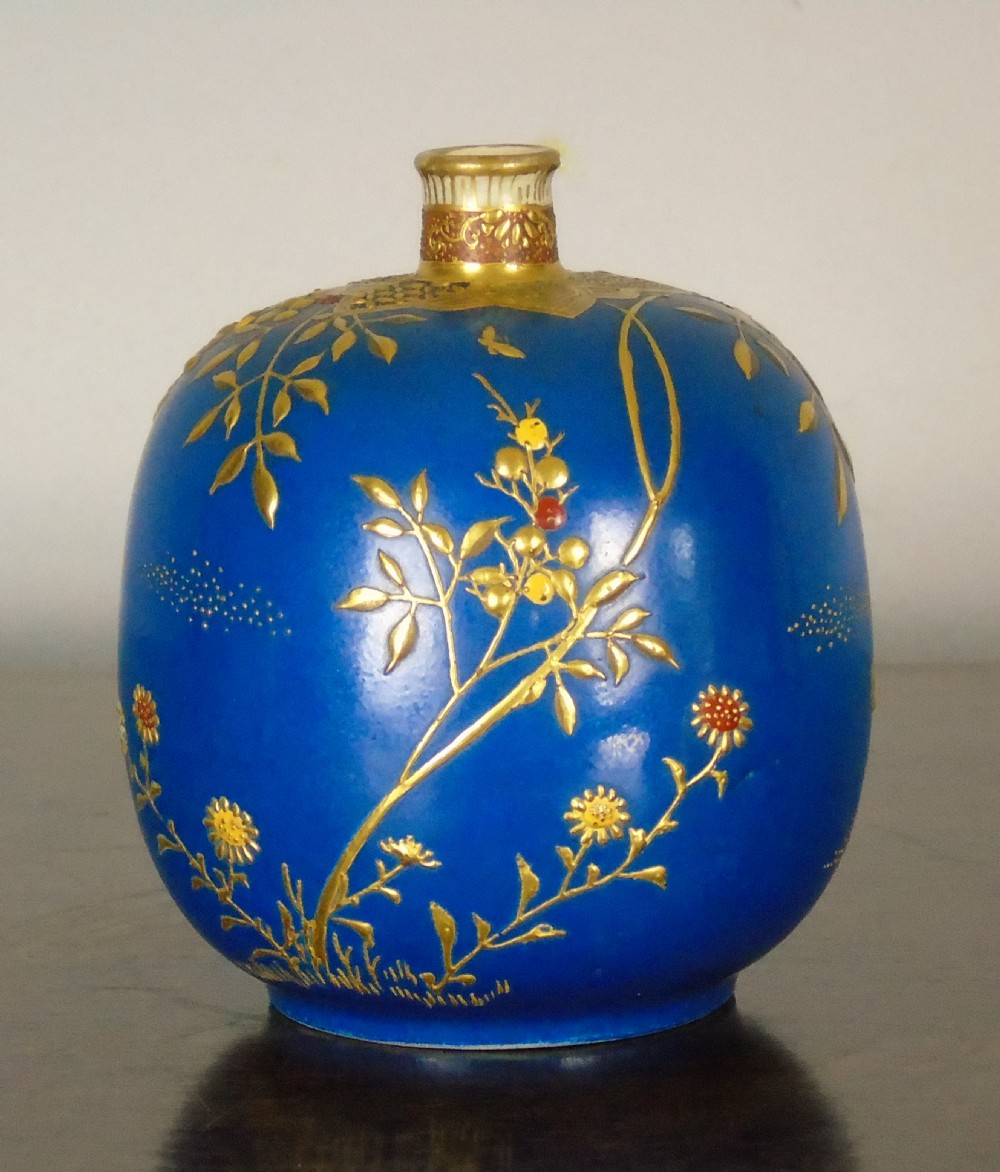 Beautiful Japanese Meiji Period Vase