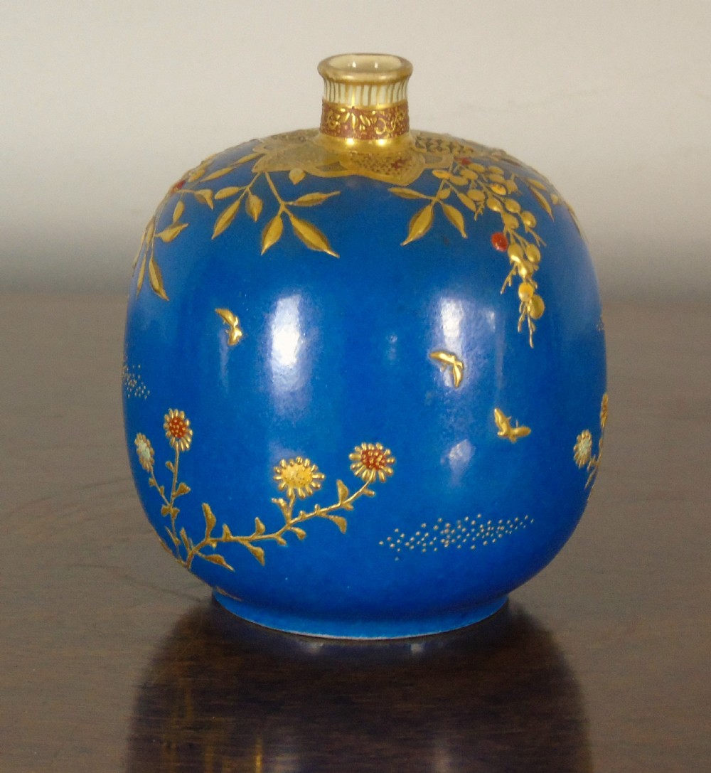 Beautiful Japanese Meiji Period Vase View III
