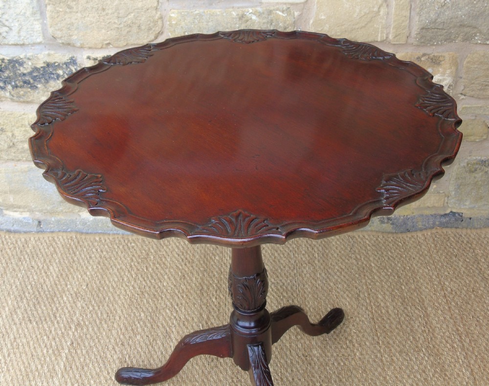 Good George III Mahogany Tilt Top Table View V