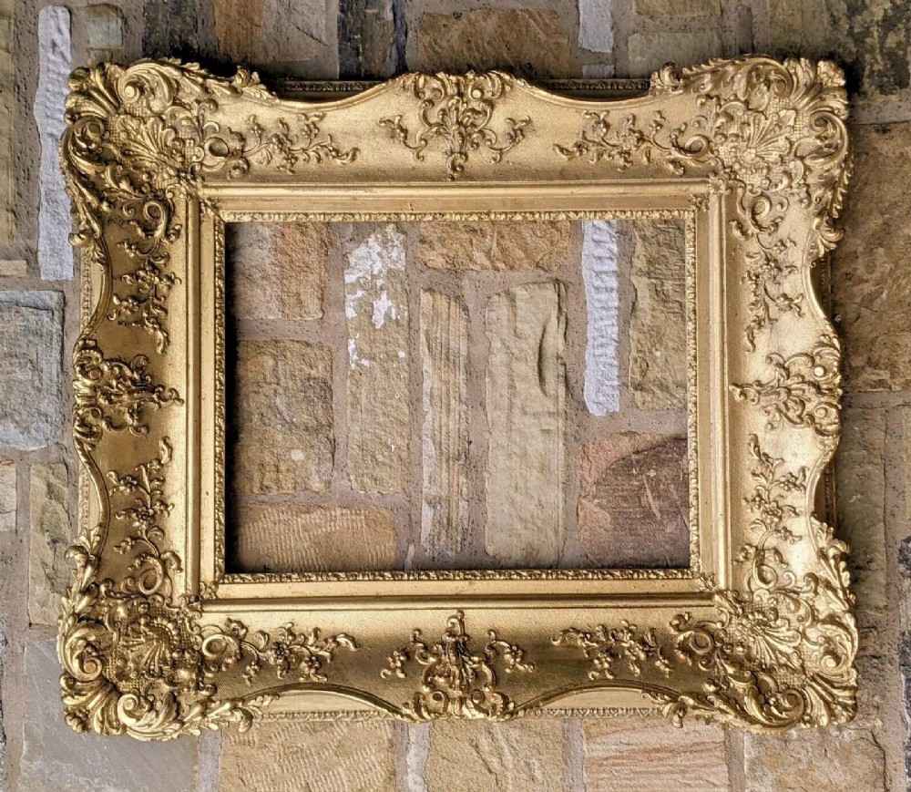 Large Victorian Swept Gilt Picture Frame No 31