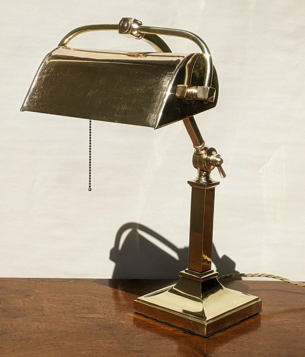 Good Quality Antique Brass Desk Lamp Early 20th Century 