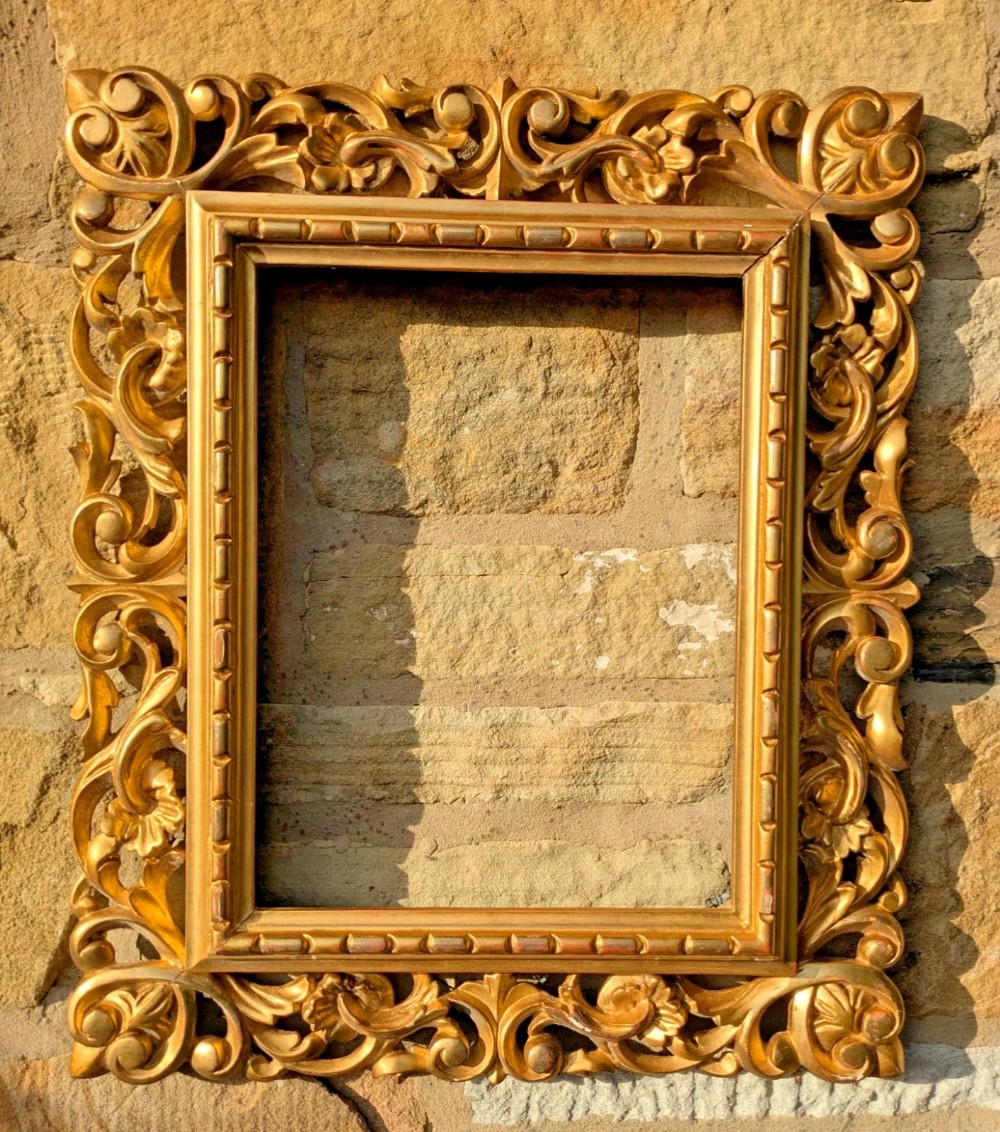 Antique Florentine Gilt Wood Picture Frame No 12