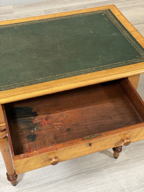 SMALL VICTORIAN WRITING DESK BY HEALS SON LONDON - ADDITIONAL PHOTO 4