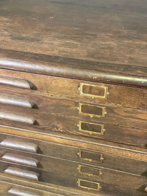 EARLY 20TH CENTURY OAK PLAN CHEST - ADDITIONAL PHOTO 5
