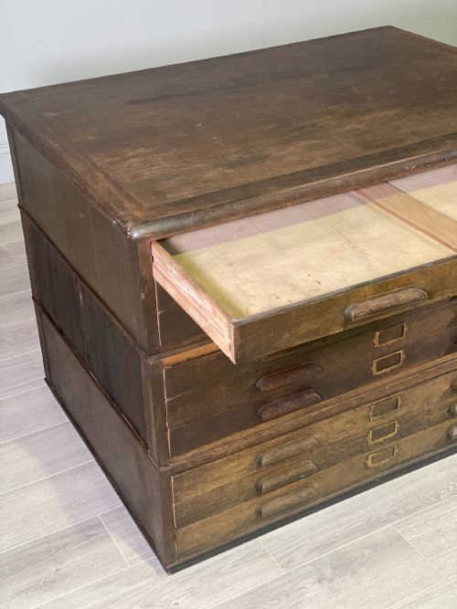 EARLY 20TH CENTURY OAK PLAN CHEST - ADDITIONAL PHOTO 11