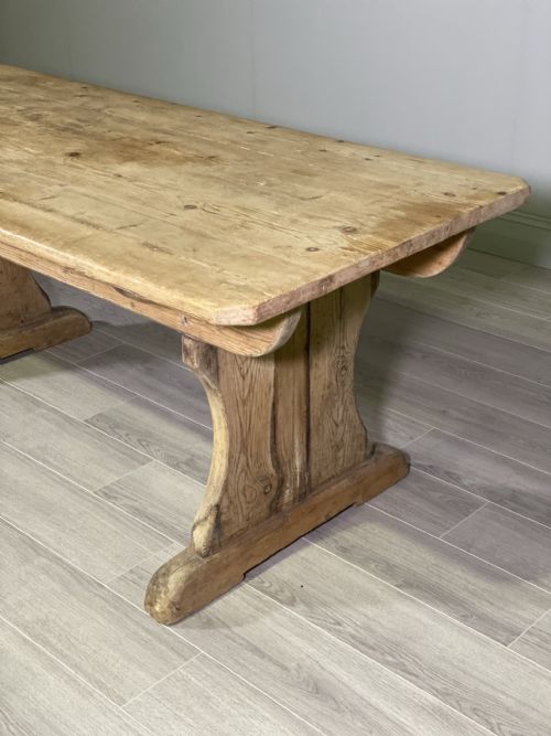 19TH CENTURY PINE REFECTORY TABLE - ADDITIONAL PHOTO 5