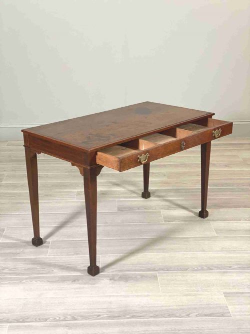 GEORGIAN OAK SIDE TABLE - ADDITIONAL PHOTO 3