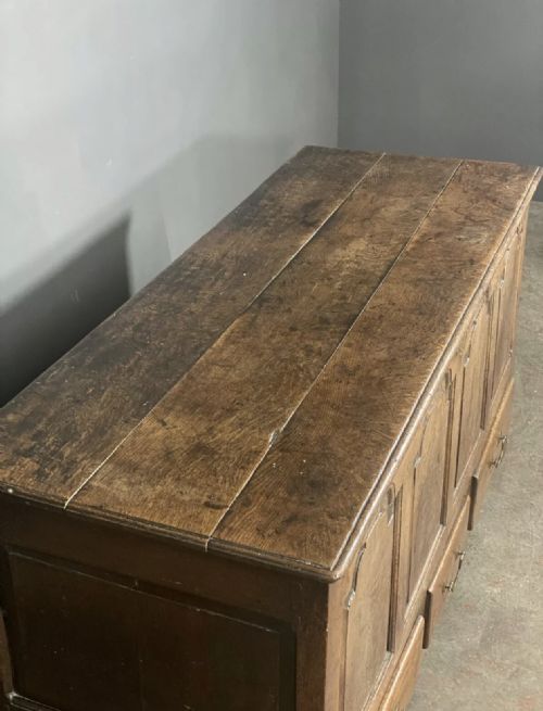 LARGE GEORGIAN OAK CHEST - ADDITIONAL PHOTO 8