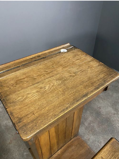 ANTIQUE VICTORIAN OAK TEACHERS DESK WITH CUPBOARD AND FOLD DOWN CHAIR - ADDITIONAL PHOTO 8