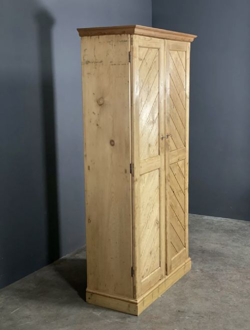 VICTORIAN PINE SCHOOL HOUSEKEEPERS CUPBOARD - ADDITIONAL PHOTO 4