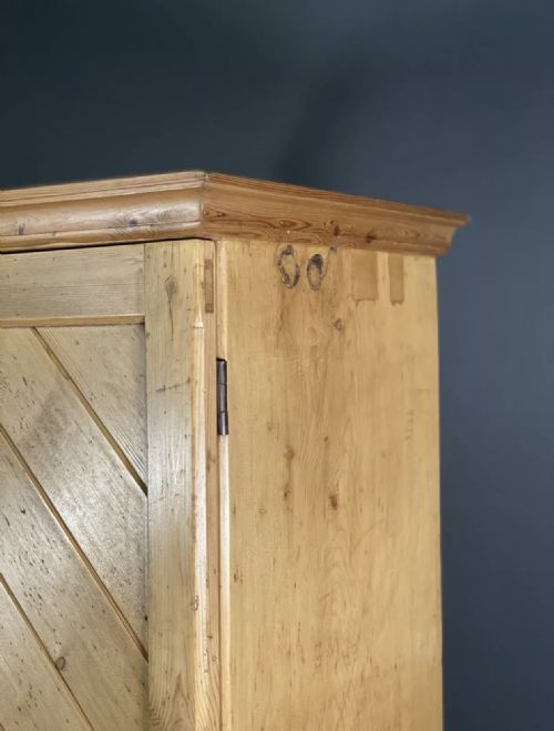 VICTORIAN PINE SCHOOL HOUSEKEEPERS CUPBOARD - ADDITIONAL PHOTO 8