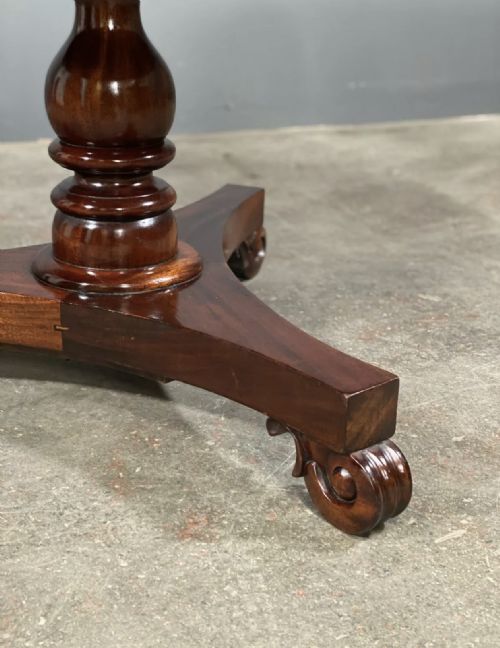 ANTIQUE MAHOGANY CENTRE TABLE - ADDITIONAL PHOTO 3