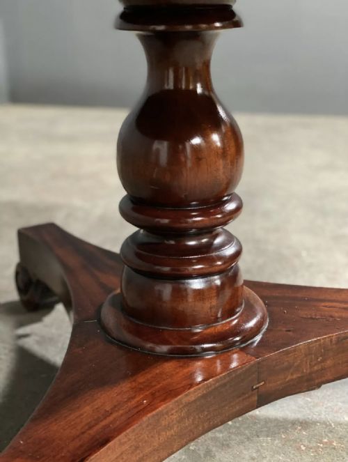 ANTIQUE MAHOGANY CENTRE TABLE - ADDITIONAL PHOTO 7