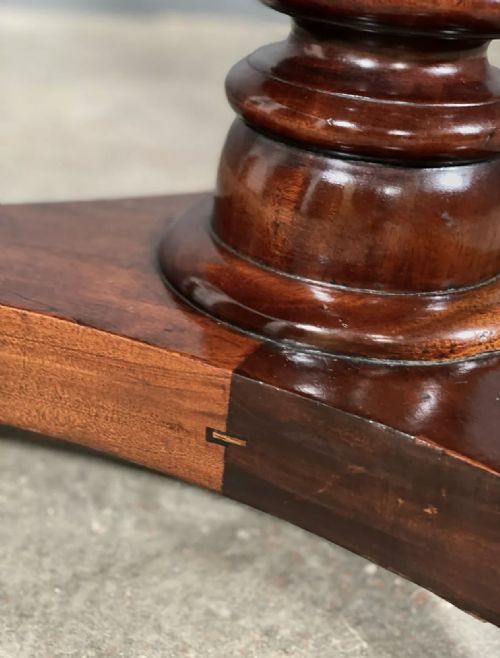 ANTIQUE MAHOGANY CENTRE TABLE - ADDITIONAL PHOTO 8