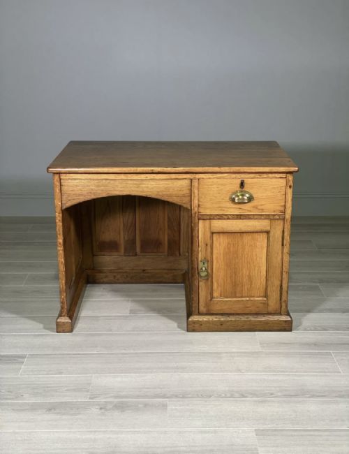 1930S OAK DESK BY SIMPOLES - ADDITIONAL PHOTO 1