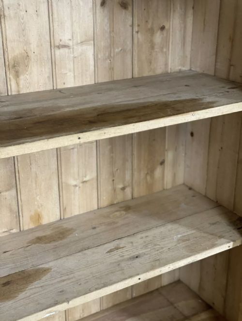 ANTIQUE PINE SCHOOL CUPBOARD - ADDITIONAL PHOTO 5