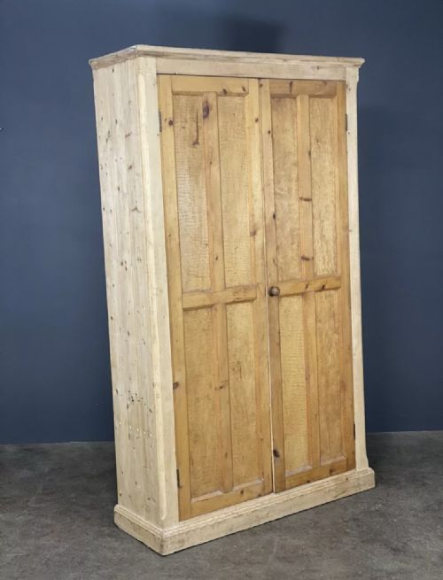 ANTIQUE PINE SCHOOL CUPBOARD - ADDITIONAL PHOTO 8