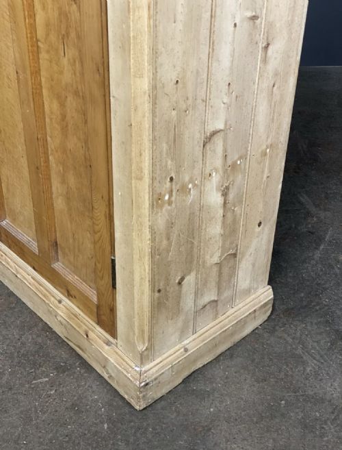 ANTIQUE PINE SCHOOL CUPBOARD - ADDITIONAL PHOTO 9